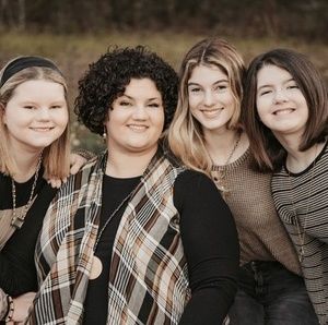 Meet your Posher, Keyla